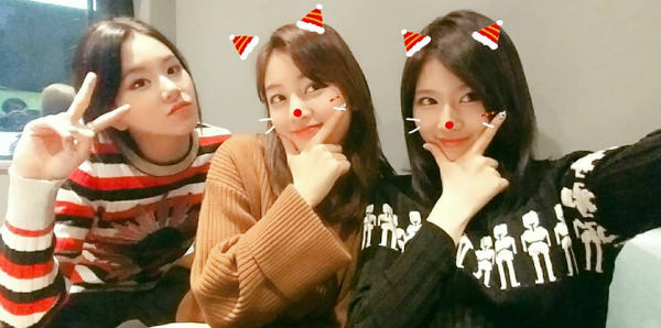 Twiceダヒョン Red Velvetと食事したい ジヒョ モモ ミナと編み物をしている デバク
