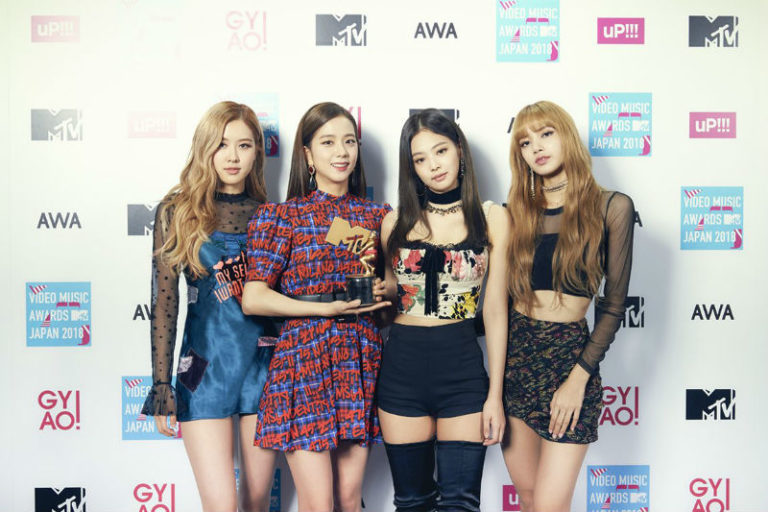 BlackPink、2018 MTV VMAJで”最優秀ダンスビデオ賞”を受賞＋”Ddu-Du Ddu-Du”のステージ披露