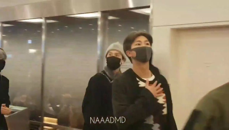 日本のアーミー、BTSを羽田空港で出迎える – 海外のArmyから感謝のTweet