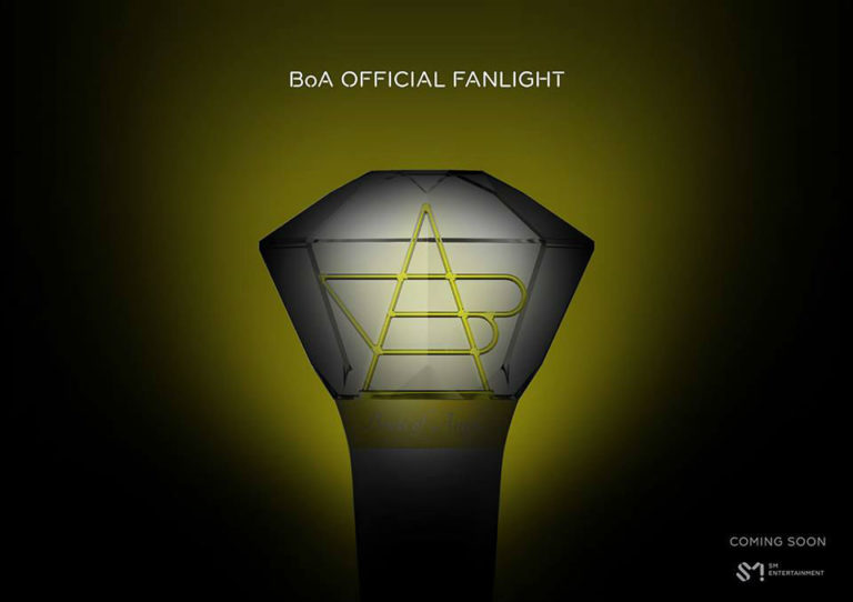 BoA(ボア)、公式ペンライトを公開