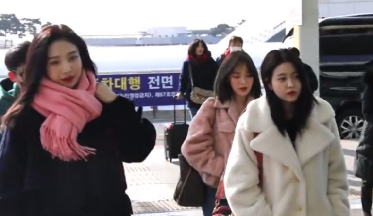 Red Velvet、日本の福岡に向けて出国(1/5)