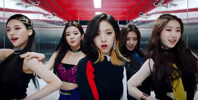 Twice妹グループITZY – デビュー曲”Dalla Dalla”のMV公開