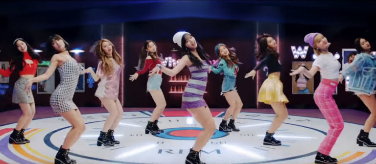 TWICE、”What is Love?(日本語ver.)”のMV公開