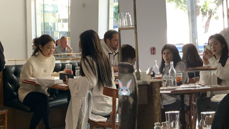 ジェニ(BlackPink)とアイリン(Red Velvet)、米LAのレストランで目撃