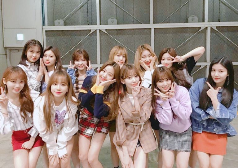 IZOne日本デビューシングル、プラチナ認定獲得！