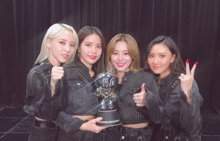 Mamamoo、”Gogobebe”で4冠達成！3/28「MCountdown」