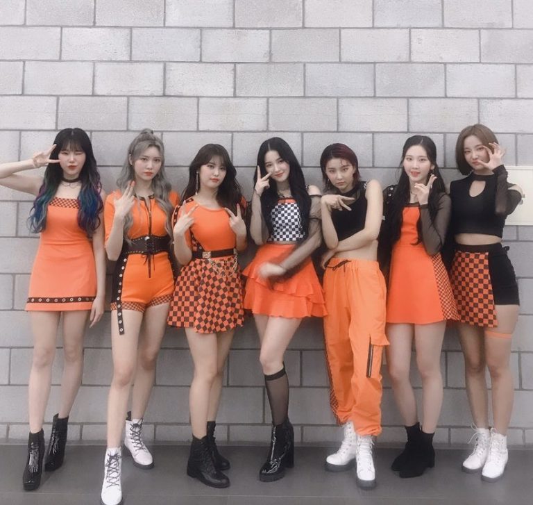 Momoland(モモランド)、”I’m So Hot”で初1位獲得！3/26「The Show」