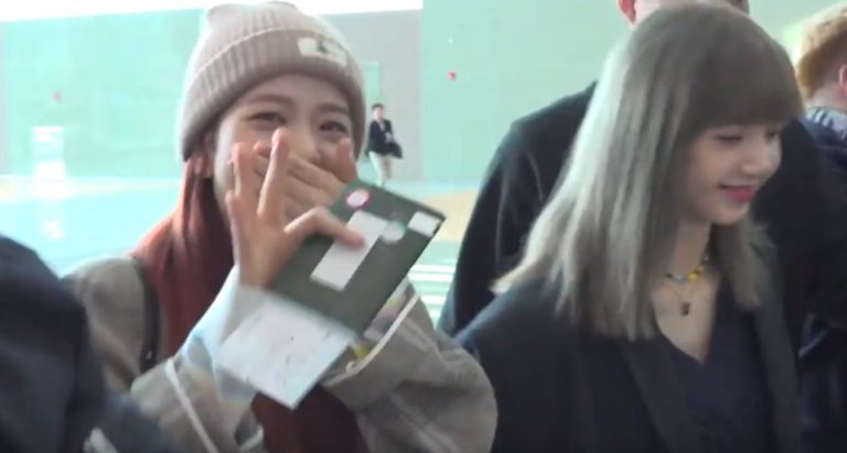 BlackPink、米ロサンゼルスに向け出国(4/11) – “コーチェラ2019″出演へ