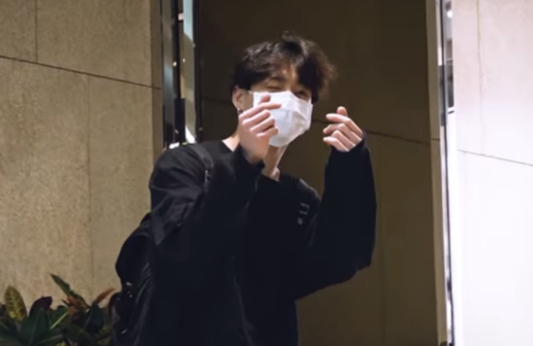 BTS(防弾少年団)、タイ公演終え帰国(4/8)