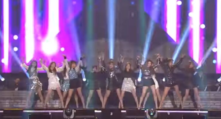 IZOne、”アモール・ファティ”のステージ披露 -「”不朽の名曲”400回特集」