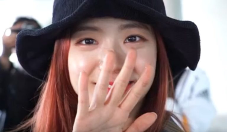 BlackPink、北米ツアー終え帰国(5/10)