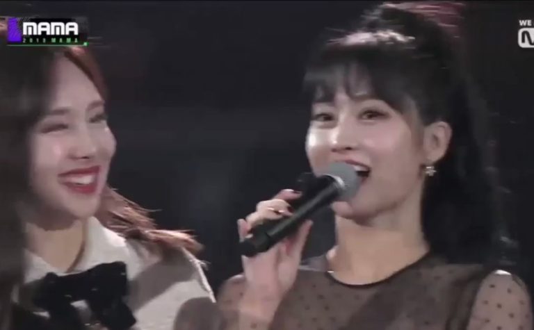 twiceモモ