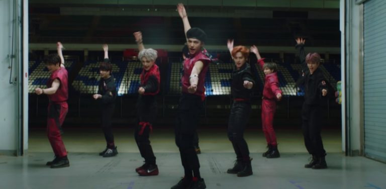 ストレイキッズ