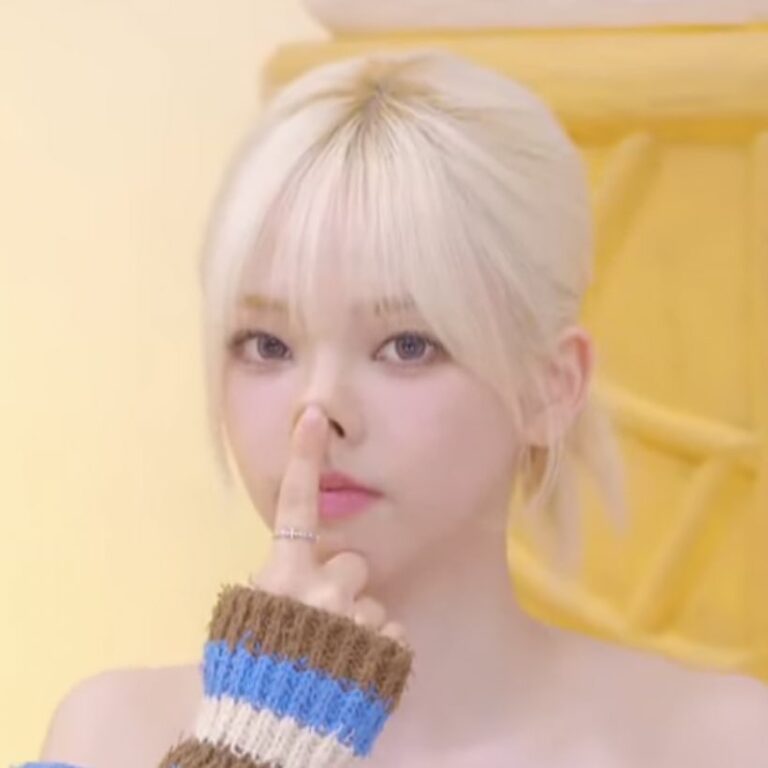 aespaカリナ「豚鼻」姿に反響、「整形してないのでは?」