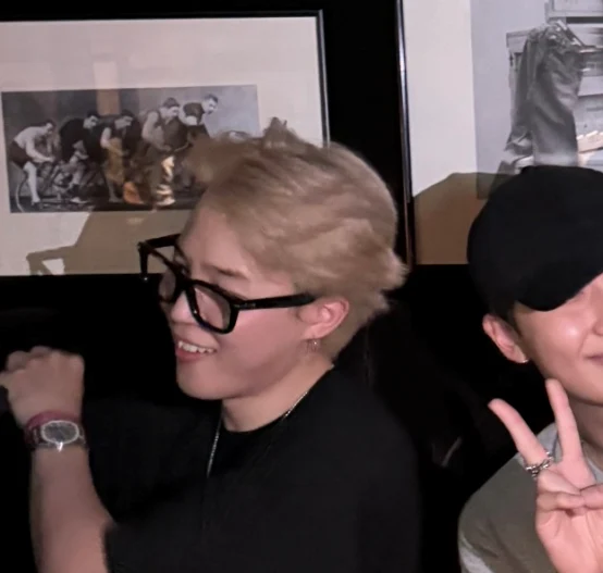 BTSジミン「ソンダウン」映像UP後初姿！アートイベントに出席、金髪姿