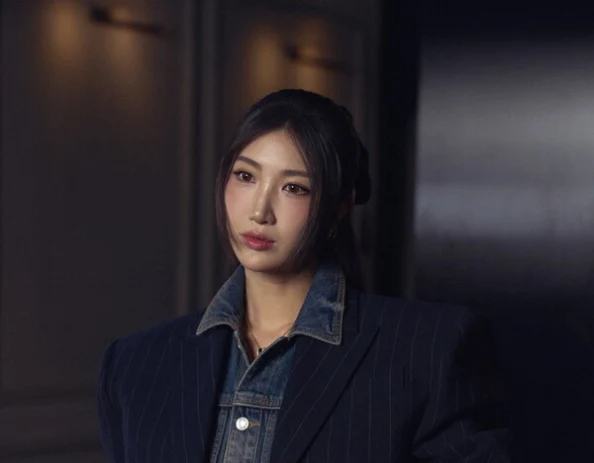 EJAE(イジェ)「K-POPは昨今、米ポップに寄せ過ぎ…韓国語が必要」[Kpopデモハン]