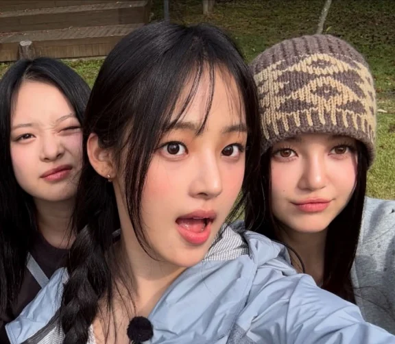 [NewJeans x Ador面談] ミンジ,ダニエル「復帰条件」提示して帰宅か….韓国ネット反応「立場を分かっていない」