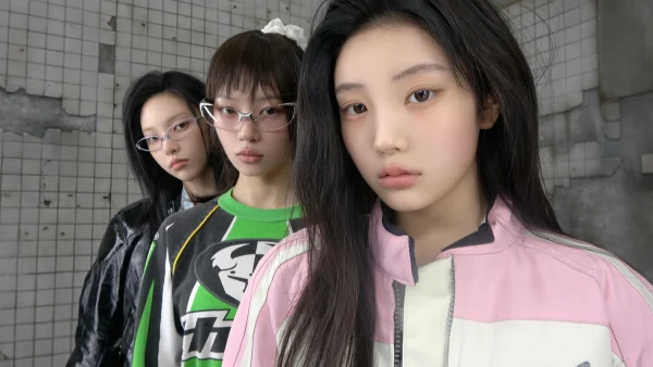 ILLIT 初SG「Not Cute Anymore」- コンセプト写真2公開