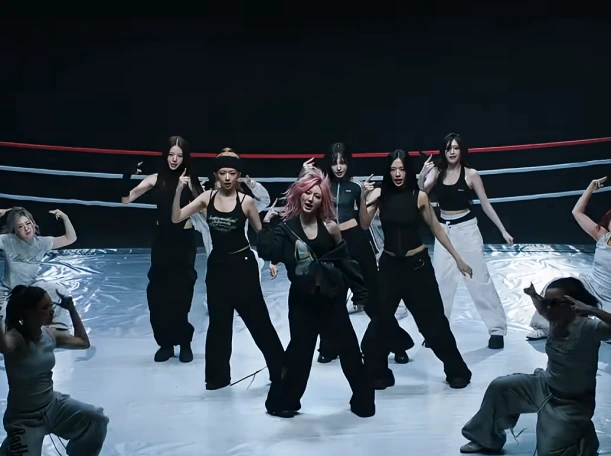 IVE、2026年初新曲「Bang Bang」ダンチャレ映像公開