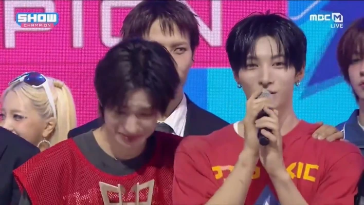 JYP日本グループ「NEXZ」、音楽番組初1位！2026/5/6