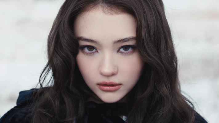 MEOVV、新AL「Bite Now」トレイラー映像公開 – 2026初カムバへ