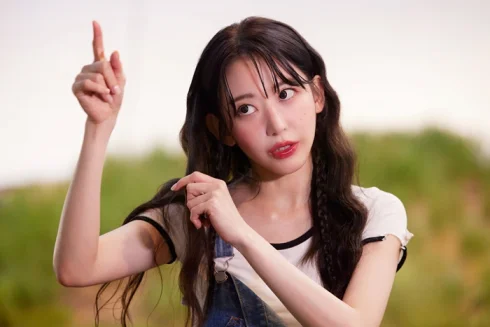 宮脇咲良