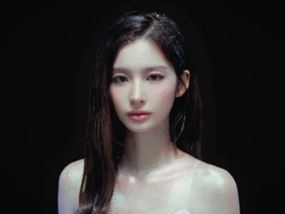 NMIXX、新AL「Strange Muse」トレイラー映像公開
